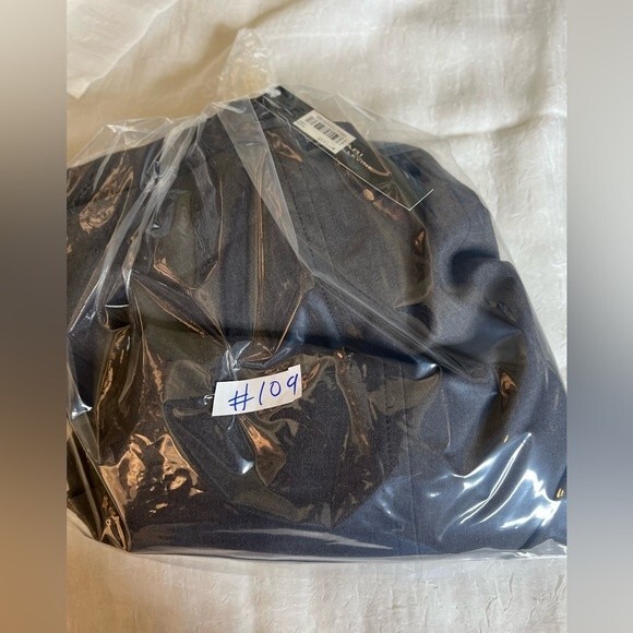 NWT TAHARI ARTHUR S. LEVINE Blazer Womens Gray 3 Button Cuffed Business Size 14 - Picture 14 of 14